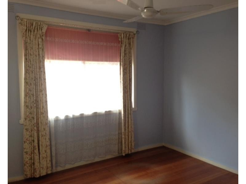 13 Brady Avenue, Clayton South VIC 3169