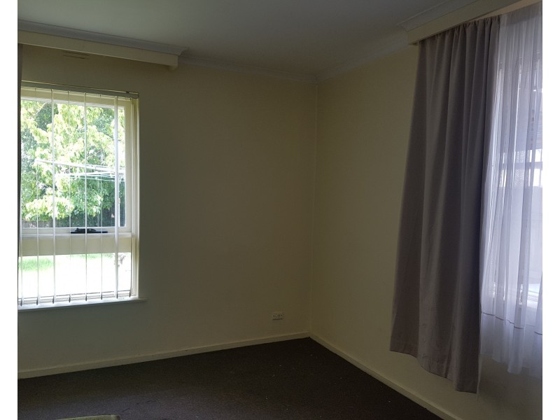 1/10 Brady Road, Dandenong North VIC 3175