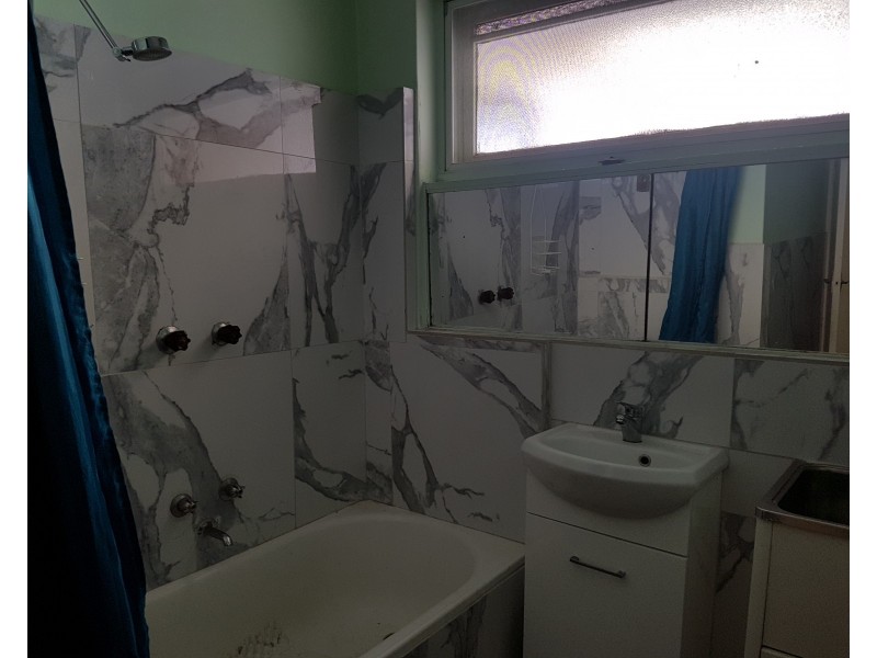 1/10 Brady Road, Dandenong North VIC 3175