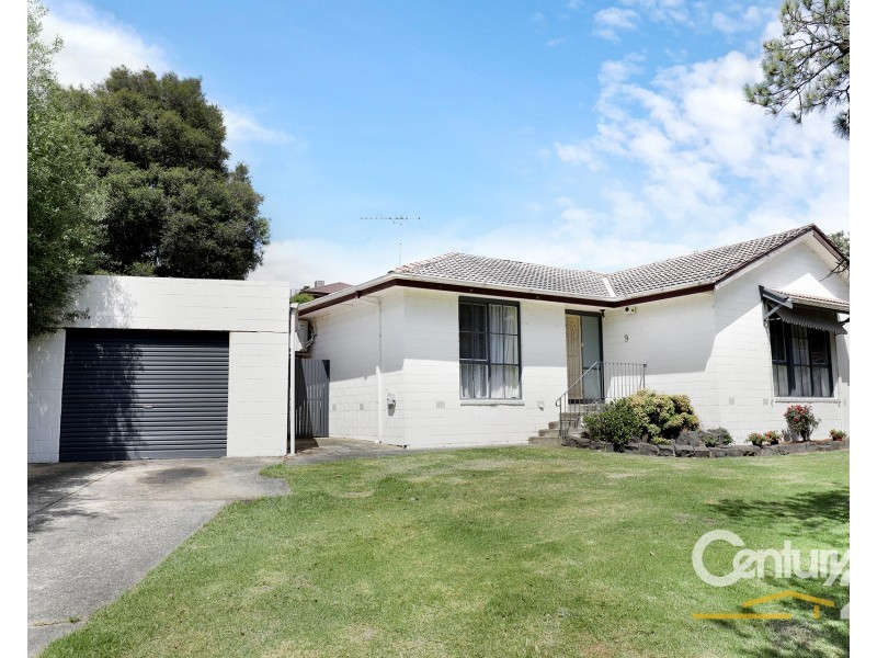 9 Howson Close, Endeavour Hills VIC 3802