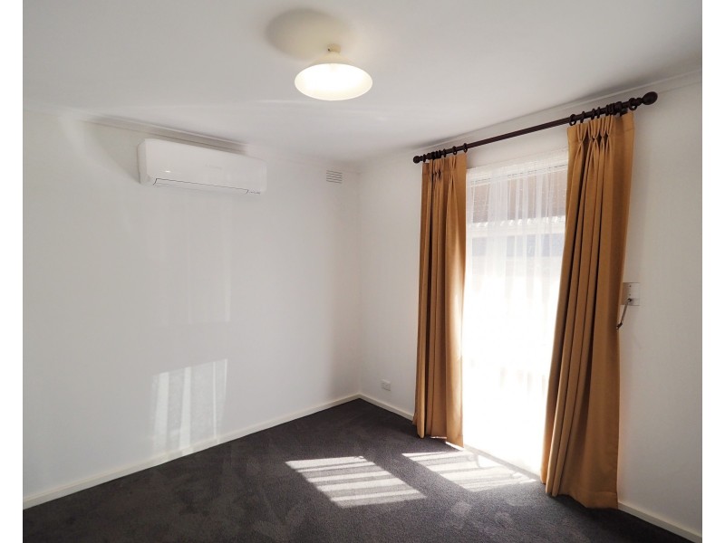 8 Birrong Avenue, Noble Park VIC 3174