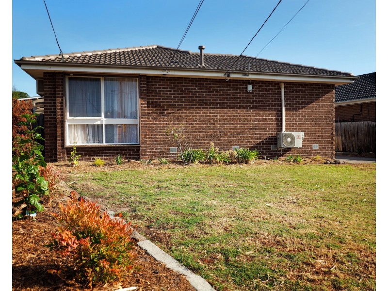 8 Birrong Avenue, Noble Park VIC 3174