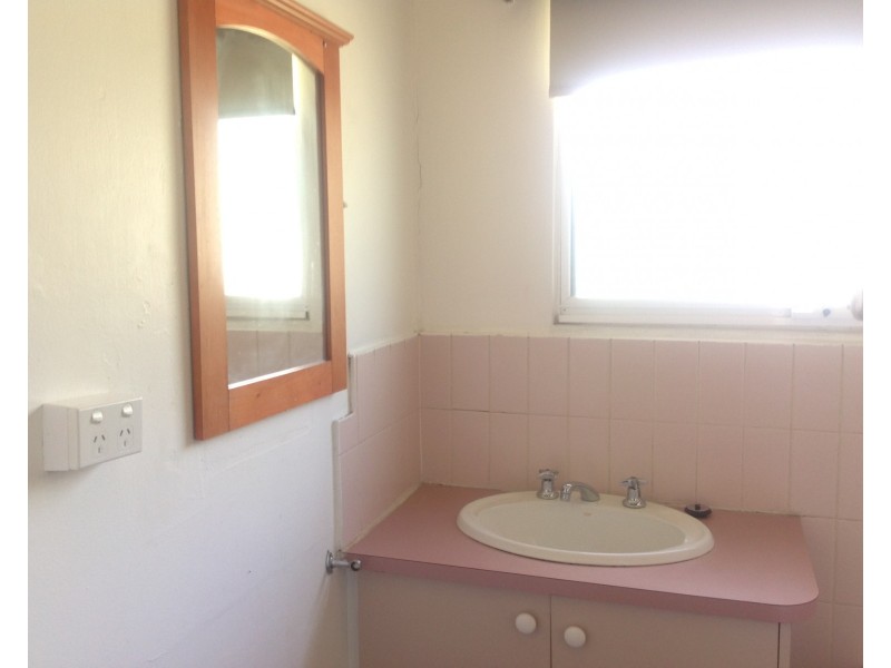 15 Tarata Drive, Doveton VIC 3177