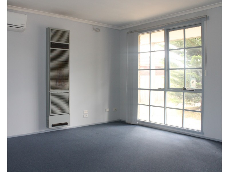 9 Margaret Court, Hampton Park VIC 3976