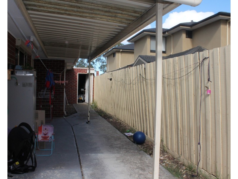 2/23 Mons Parade, Noble Park VIC 3174