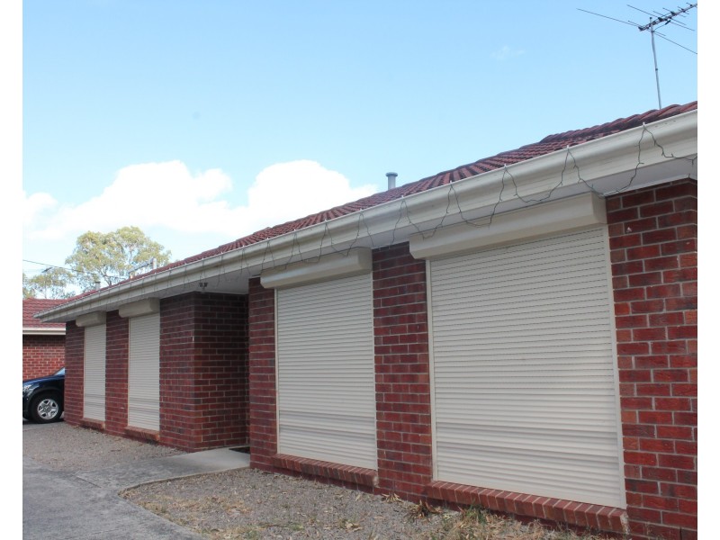 2/23 Mons Parade, Noble Park VIC 3174