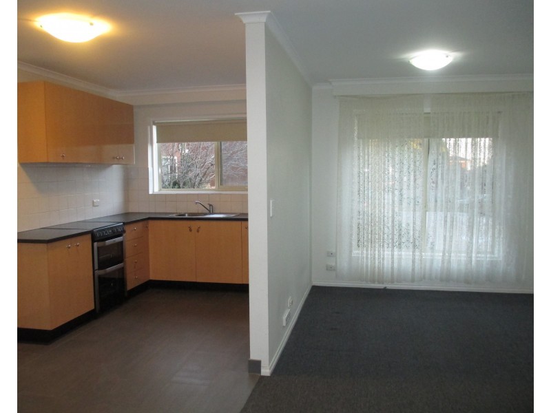 7/16 Close Avenue, Dandenong VIC 3175