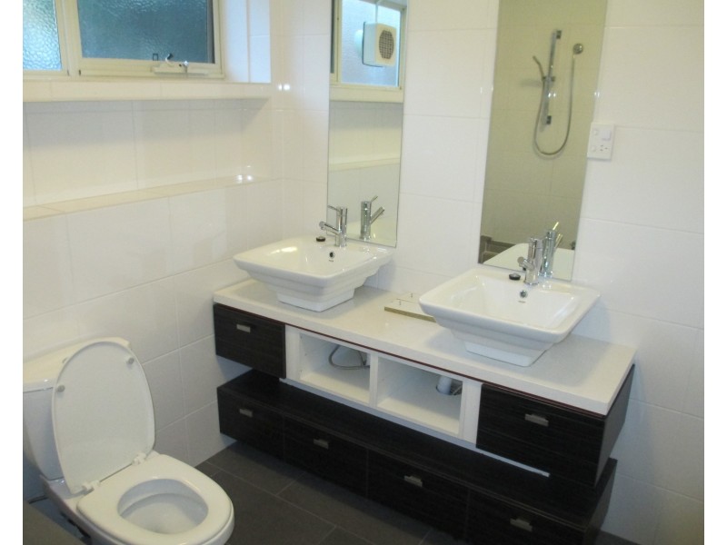 7/16 Close Avenue, Dandenong VIC 3175