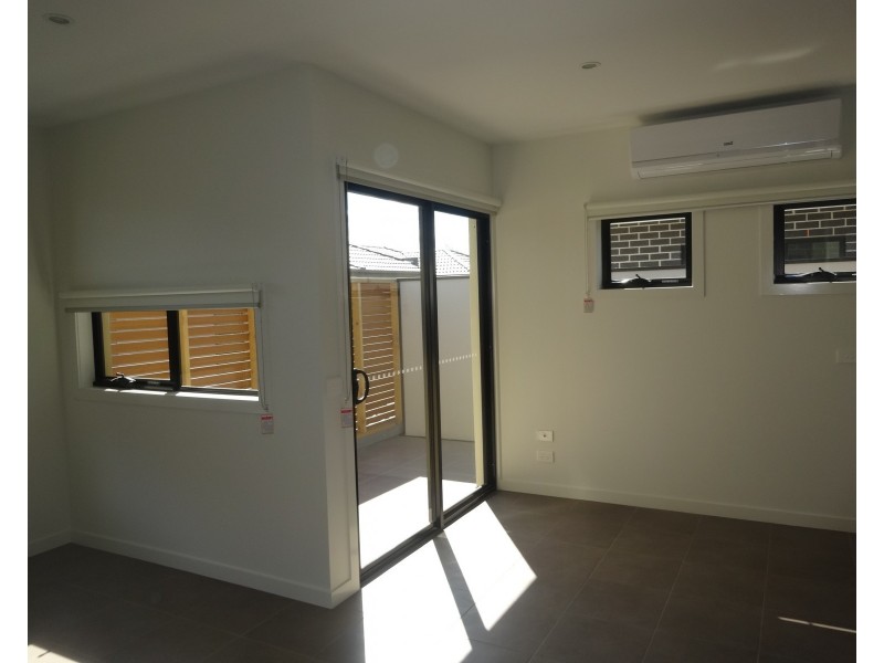 3/29 Leonard Avenue, Noble Park VIC 3174