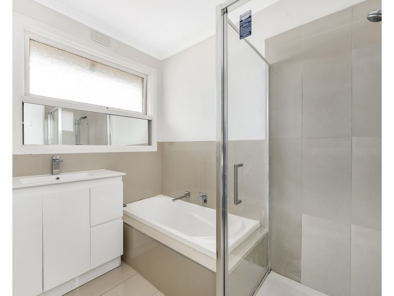 2 Graham Court, Keysborough VIC 3173