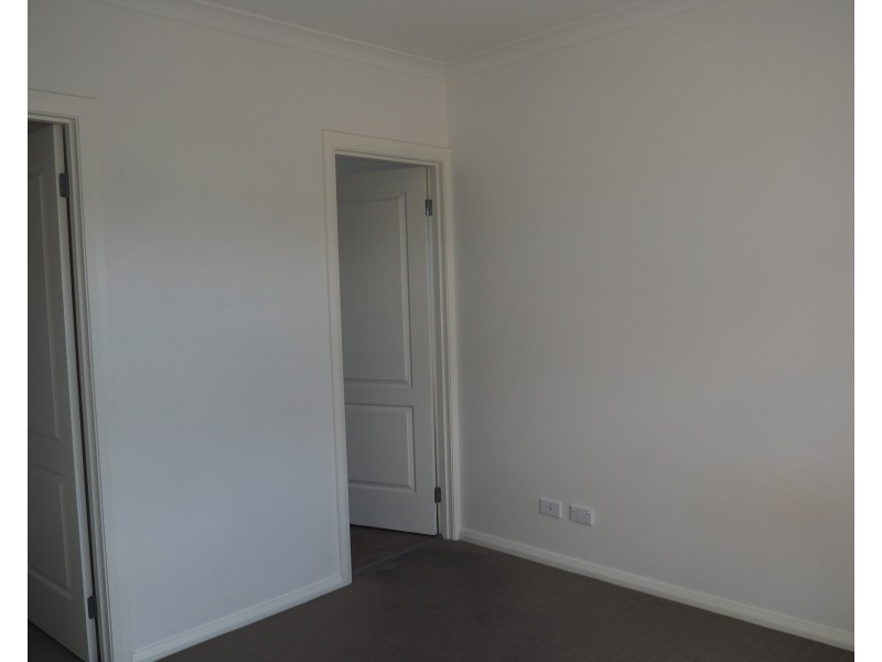 2a Leman Crescent, Noble Park VIC 3174