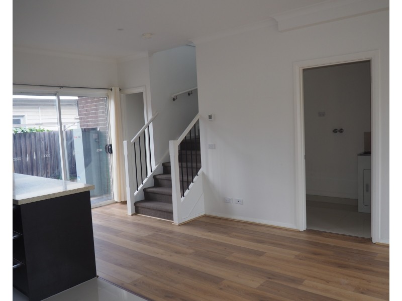 2a Leman Crescent, Noble Park VIC 3174