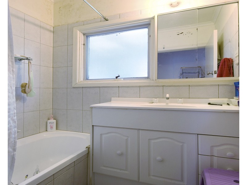 6 Cranham Street, Noble Park VIC 3174