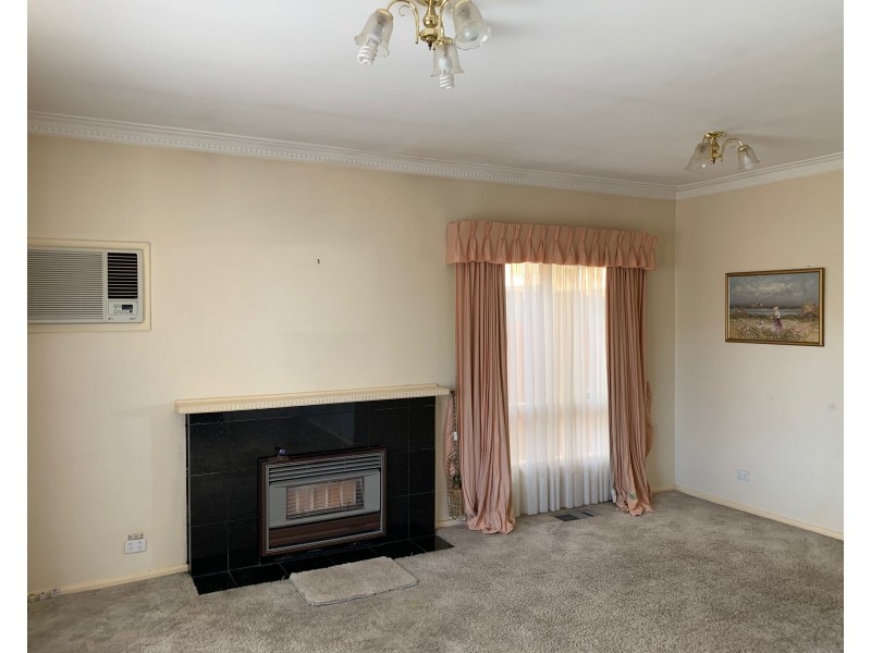 6 Elaine Court, Springvale VIC 3171