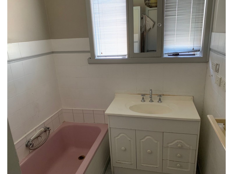 6 Elaine Court, Springvale VIC 3171