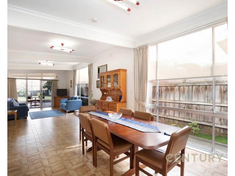 8 Dunblane Road, Noble Park VIC 3174