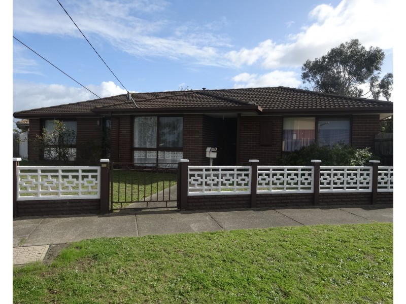 1 Greenleaf Court, Keysborough VIC 3173