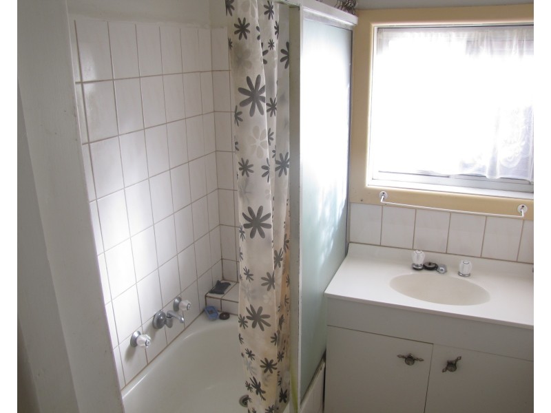 30 Royal Avenue, Springvale VIC 3171