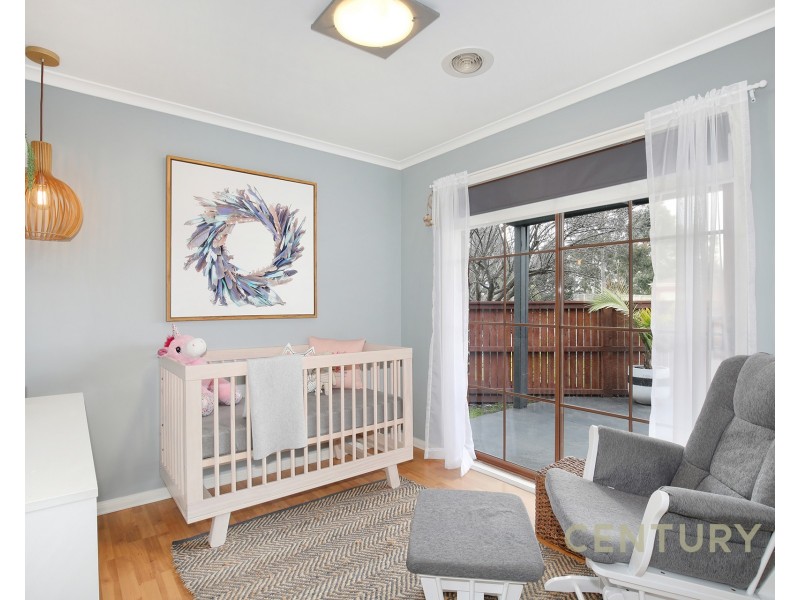 6 Orlit Close, Cranbourne North VIC 3977