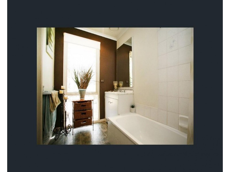 4 Palmer Close, Rowville VIC 3178