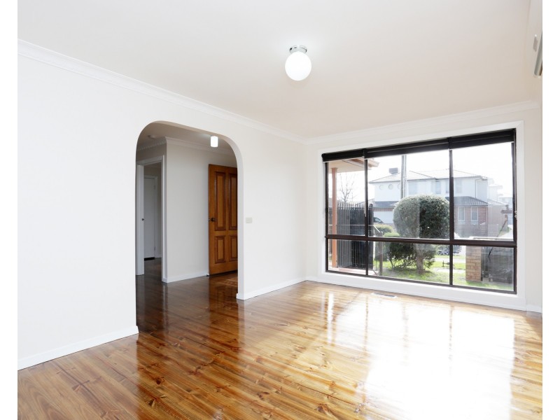 1/2  Rutherglen Street, Noble Park VIC 3174