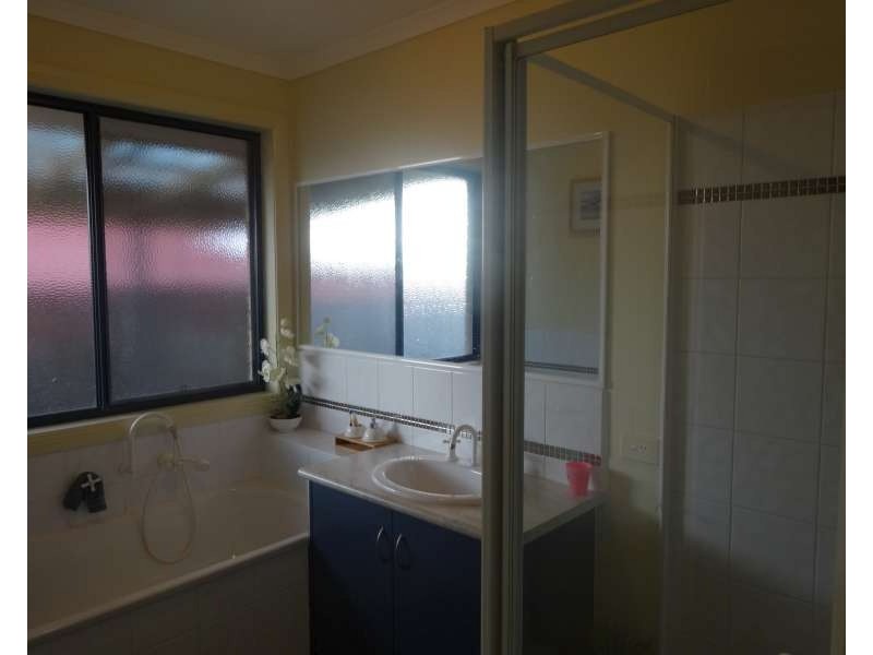 19  Luca Place, Pakenham VIC 3810