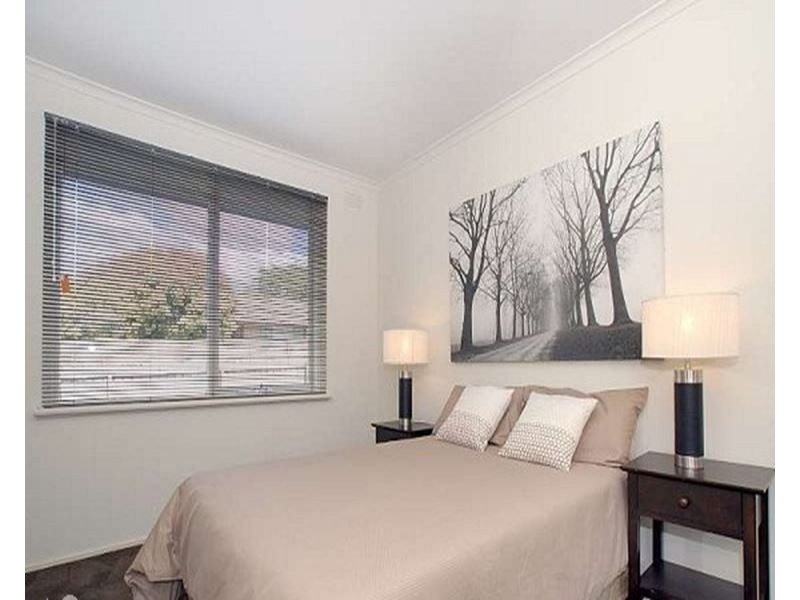 2/28  Vincent Crescent, Noble Park VIC 3174