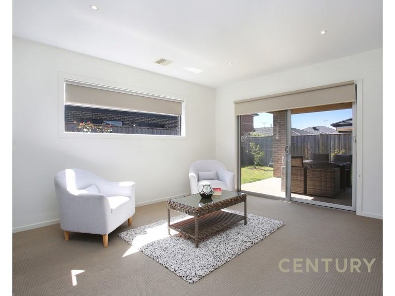 24 Yale Avenue, Keysborough VIC 3173