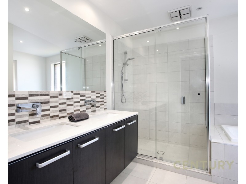 24 Yale Avenue, Keysborough VIC 3173