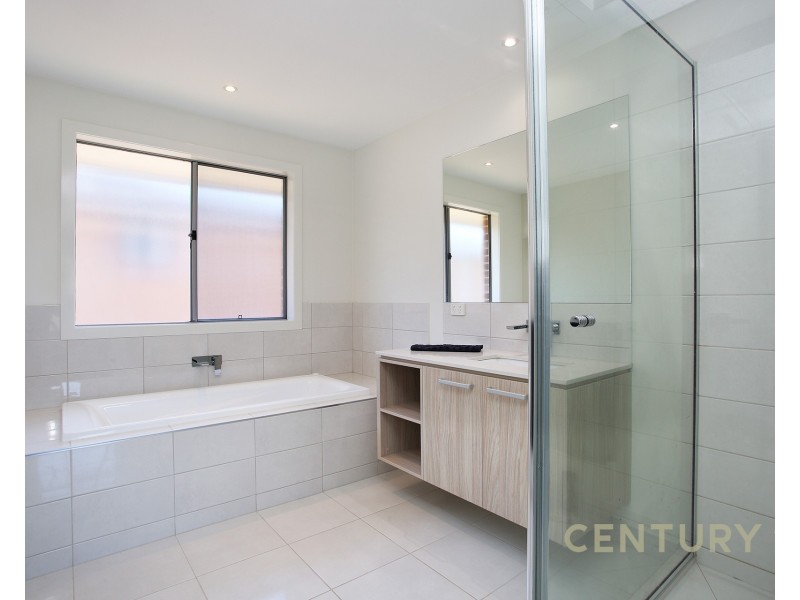 24 Yale Avenue, Keysborough VIC 3173