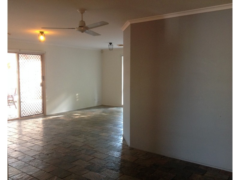 19 Cottswold Avenue, Narre Warren VIC 3805