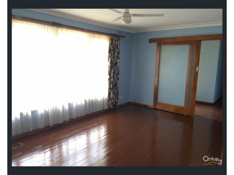 52 Hanleth Avenue, Springvale VIC 3171
