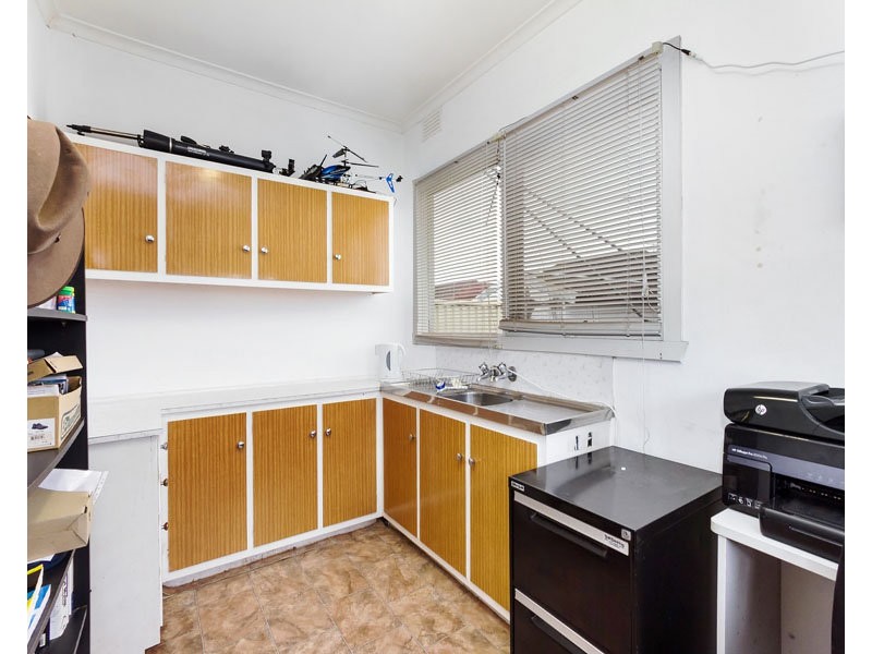 5 Neale Street, Springvale VIC 3171