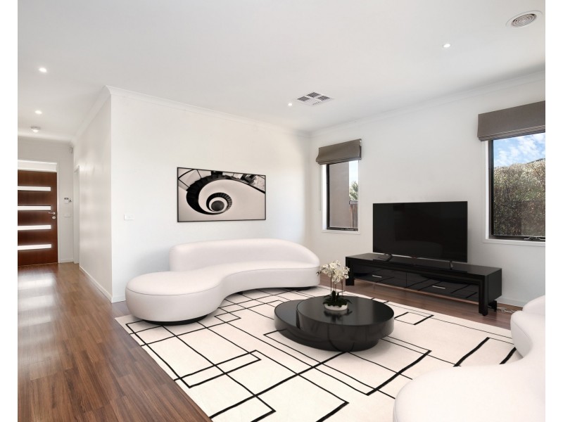 42 Flinders Park Drive, Officer VIC 3809