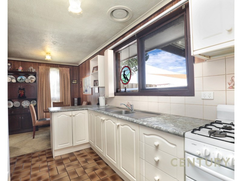 8 Cotswold Crescent, Springvale South VIC 3172