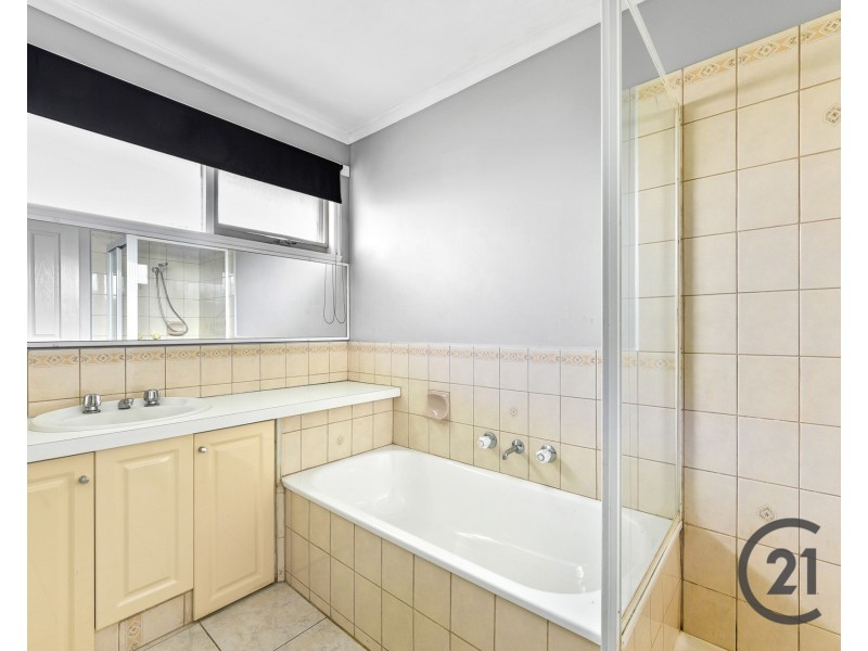 27 Central Road, Hampton Park VIC 3976