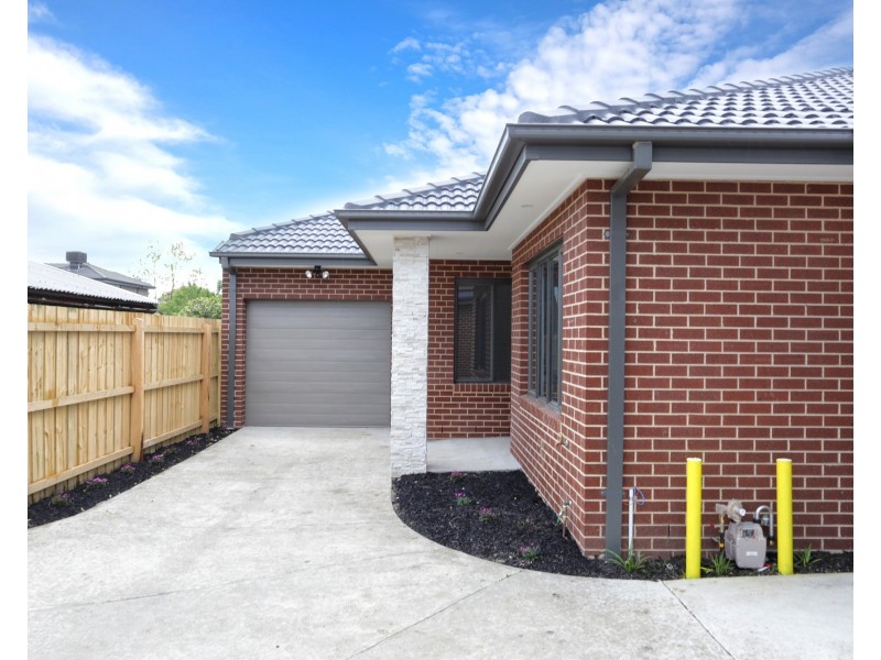 2/26 Hillside Street, Springvale VIC 3171