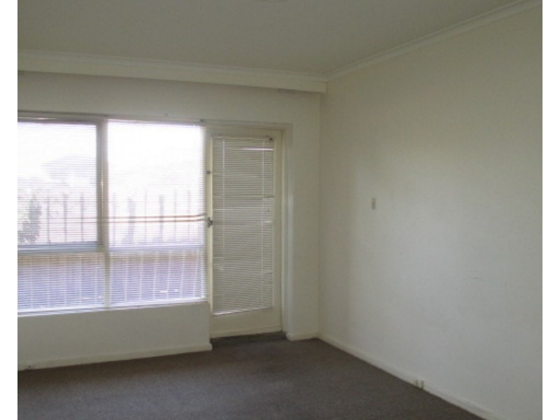 2/10 Albert Avenue, Springvale VIC 3171