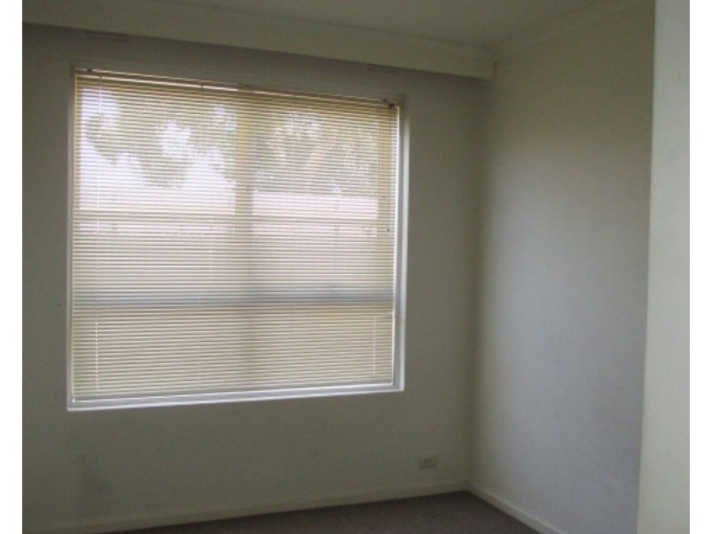 2/10 Albert Avenue, Springvale VIC 3171