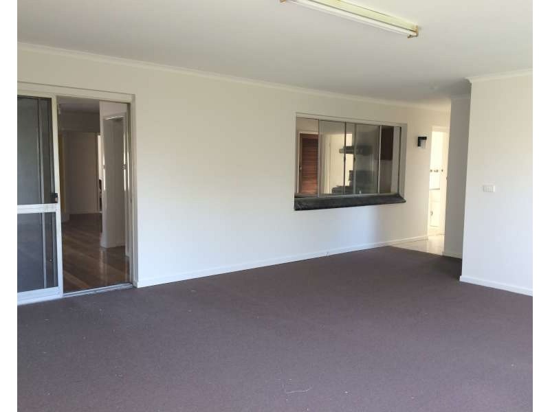 11 Carpenter Street, Noble Park VIC 3174