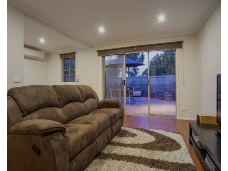 1/10 Marion Street, Seaford VIC 3198