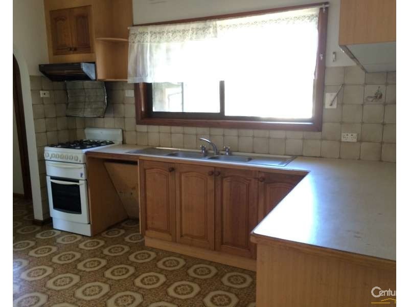 44 Sullivan Street, Springvale VIC 3171