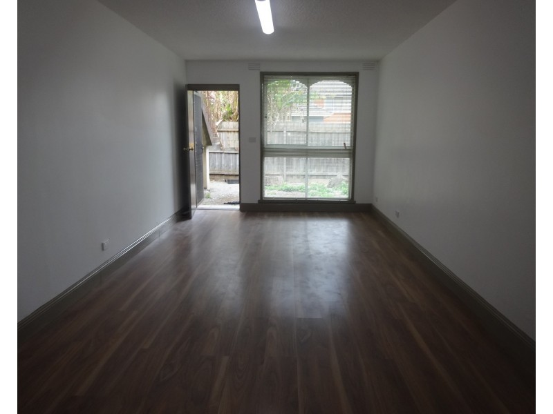 2/11 Leonard Avenue, Noble Park VIC 3174