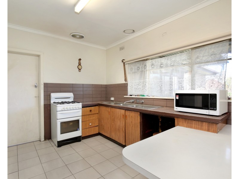 2 Percy Street, Noble Park VIC 3174