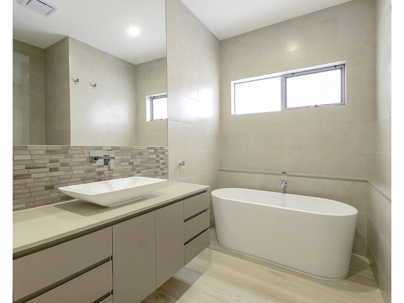 1/15 Derby Parade, Bonbeach VIC 3196