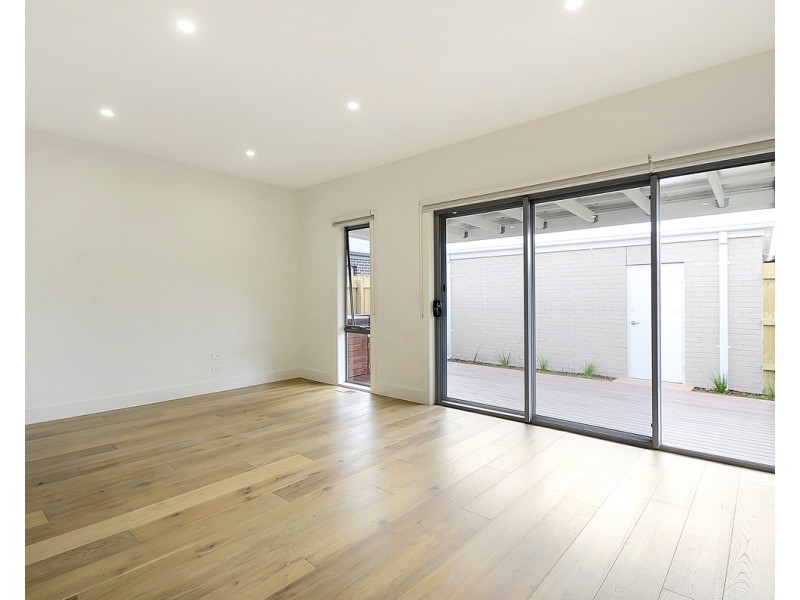 1/15 Derby Parade, Bonbeach VIC 3196