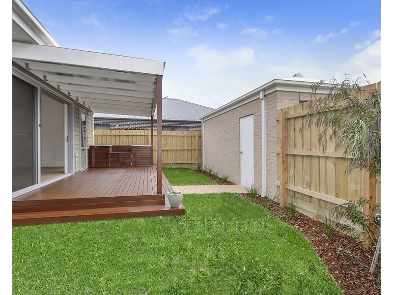 1/15 Derby Parade, Bonbeach VIC 3196