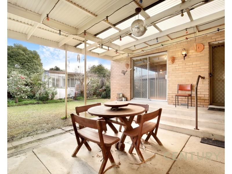 1 Kalimna Avenue, Noble Park VIC 3174