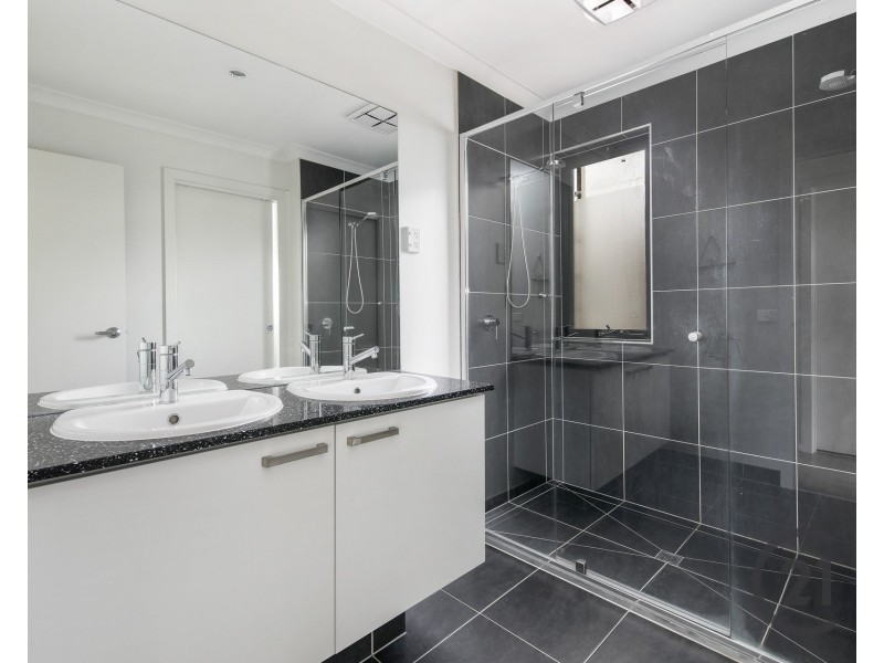 8 Huckson Street, Dandenong VIC 3175