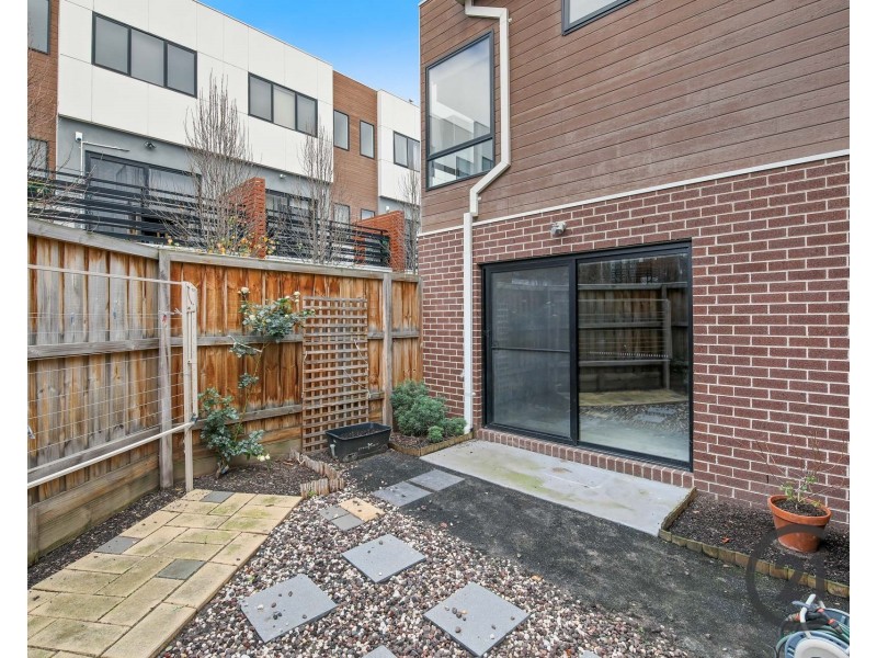 8 Huckson Street, Dandenong VIC 3175